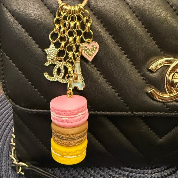 Gorgeous Handmade Designer Bag Purse Charm Keychain - Picture 4 of 7